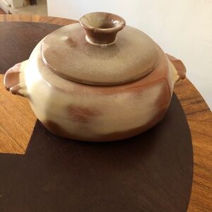 FRANKOMA Pottery 5V DESERT GOLD Covered Casserole Baked Bean Pot 10" w/ Handles